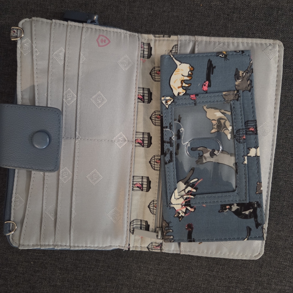 Vera Bradley Wallet Crossbody - Picture 3 of 4